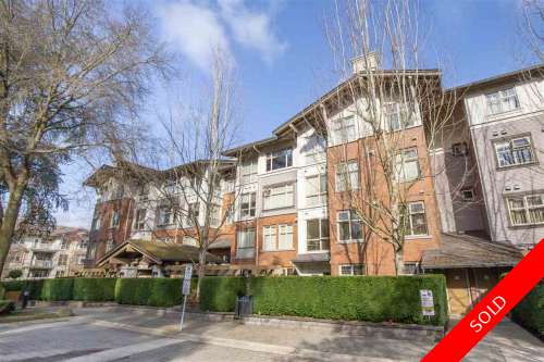 310 4883 MACLURE MEWS